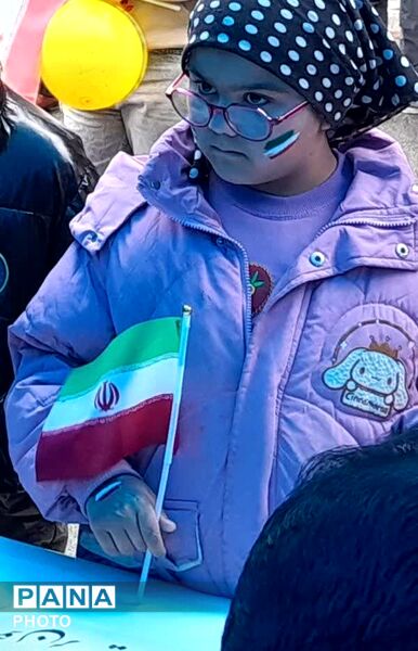 حضور پُررنگ هنرمندان در راهپیمایی روز جهانی قدس