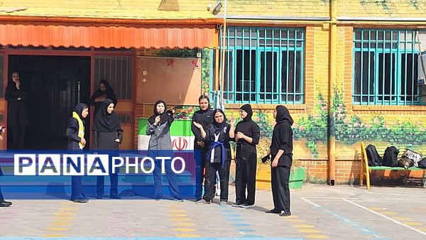 المپیاد ورزشی درون مدرسه ای در دبیرستان شهید قویدل