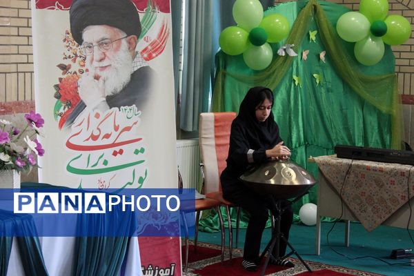 افتتاحیه مسابقات فرهنگی‌هنری «امید فردا» در مدرسه شاهد منتصرین ورامین