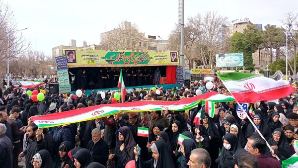 راهپیمایی یوم الله ۲۲ بهمن ماه امسال پررنگ تر از همیشه در شهر نیشابور 