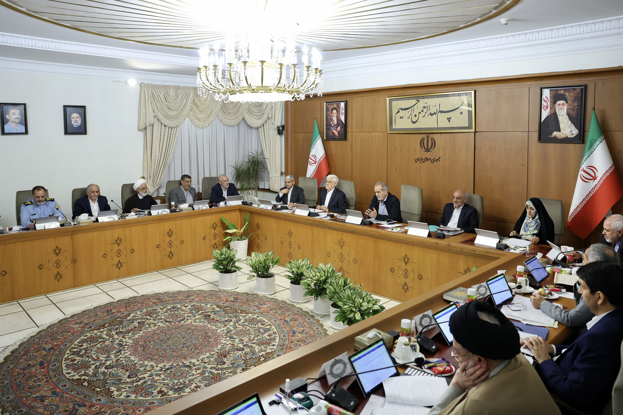 دولت چهاردهم در مدیریت جنگ ۱۲ روزه به خوبی عمل کرد / امروز بیش از هر زمان دیگری به اتحاد و انسجام ملی نیاز داریم