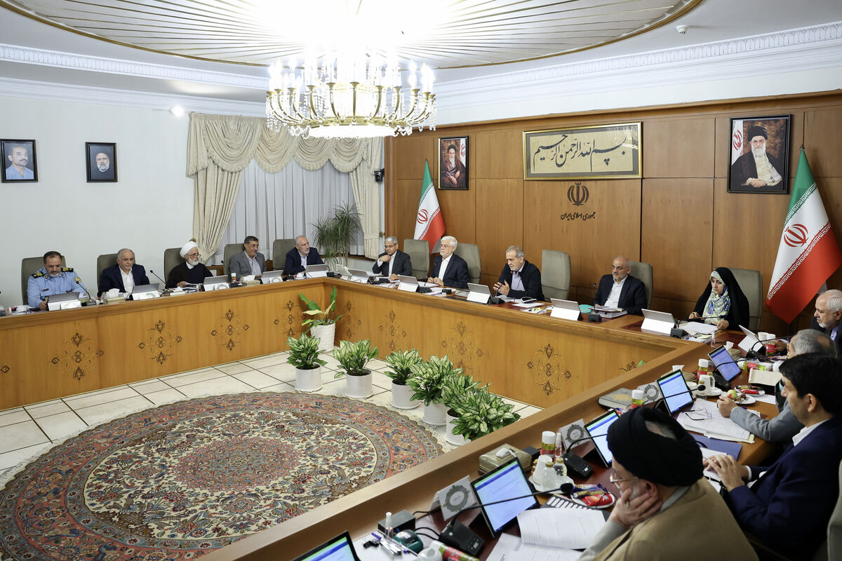 دولت چهاردهم در مدیریت جنگ ۱۲ روزه به خوبی عمل کرد / امروز بیش از هر زمان دیگری به اتحاد و انسجام ملی نیاز داریم