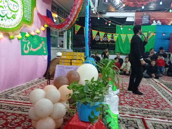 تکیه حسینی غرق در شادی علوی