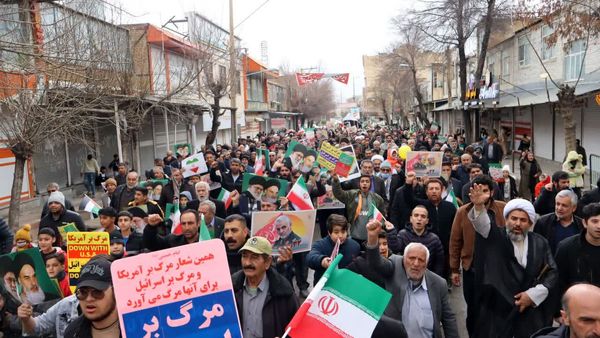 تجلی ایمان و اتحاد در جشن چهل و هفتمین بهار انقلاب