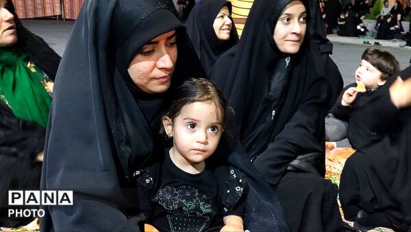 صد و نهمین شب از تجمعات مردمی نجف‌آباد، هم‌نوا با سومین شب از عزای حسینی