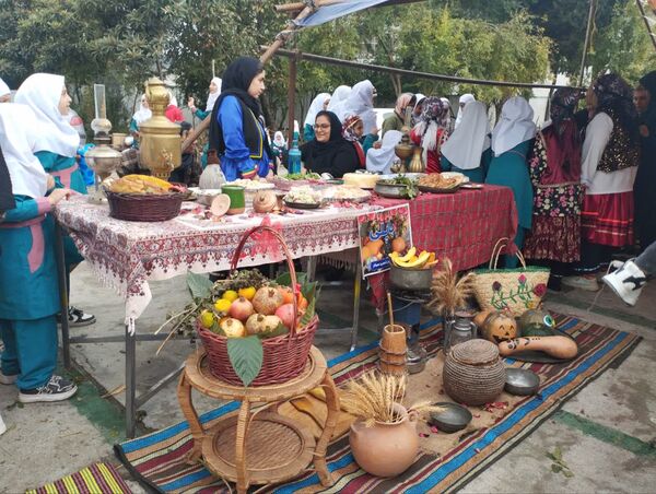 جشنواره بومی محلی روز مازندران در شهرستان میاندورود