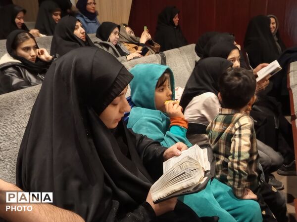 احیا و عزاداری شب دوم قدر در فرهنگسرای سیمرغ نیشابور