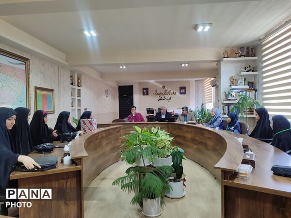 آیین تجلیل و تقدیر از دانش آموزان  خبرنگار خبرگزاری پانا ناحیه۳