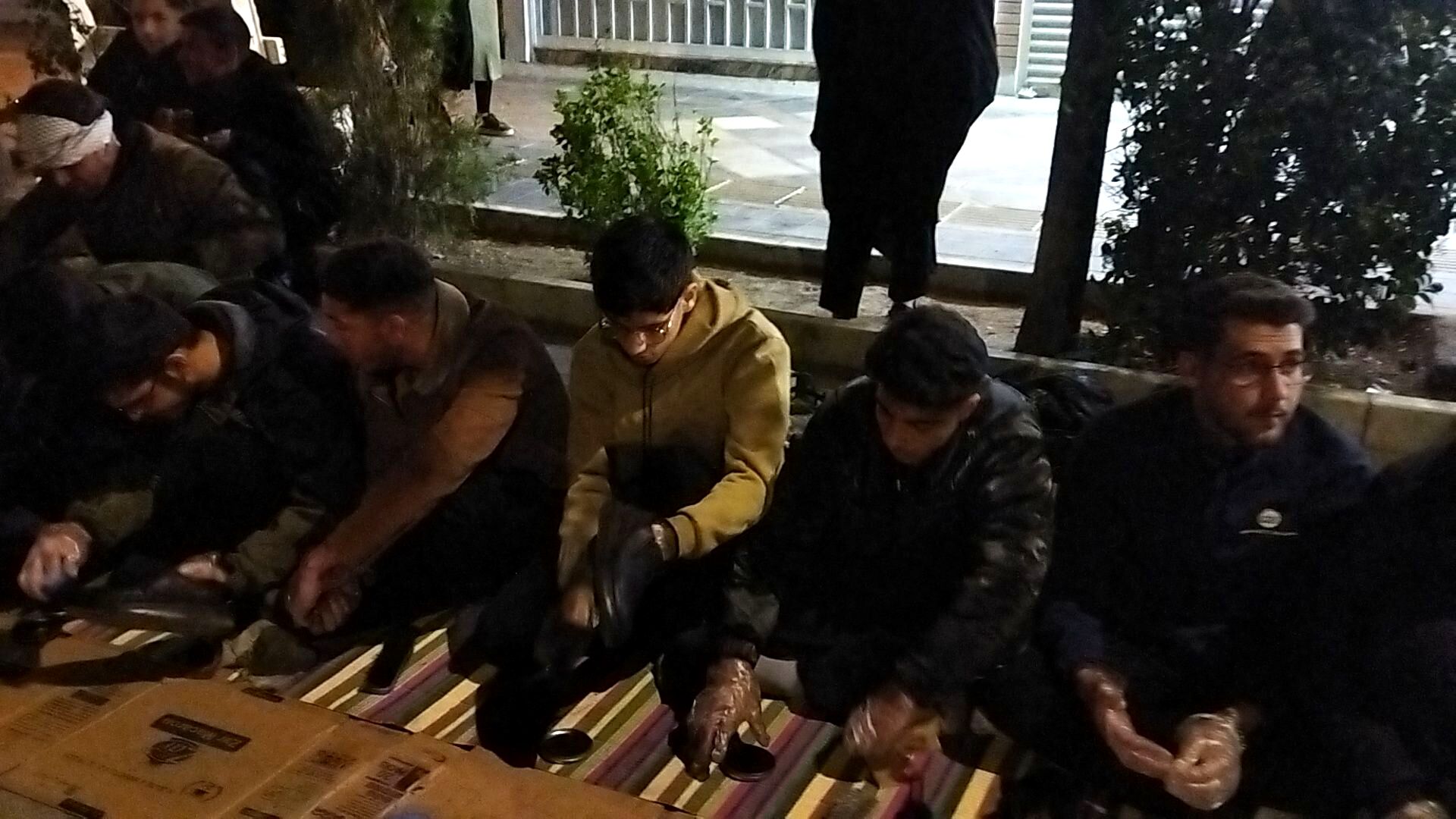 موکب فرهنگی و واکس صلواتی روستای باغشن گچ پنجاه شب میزبان وطن دوستان نیشابوری 
