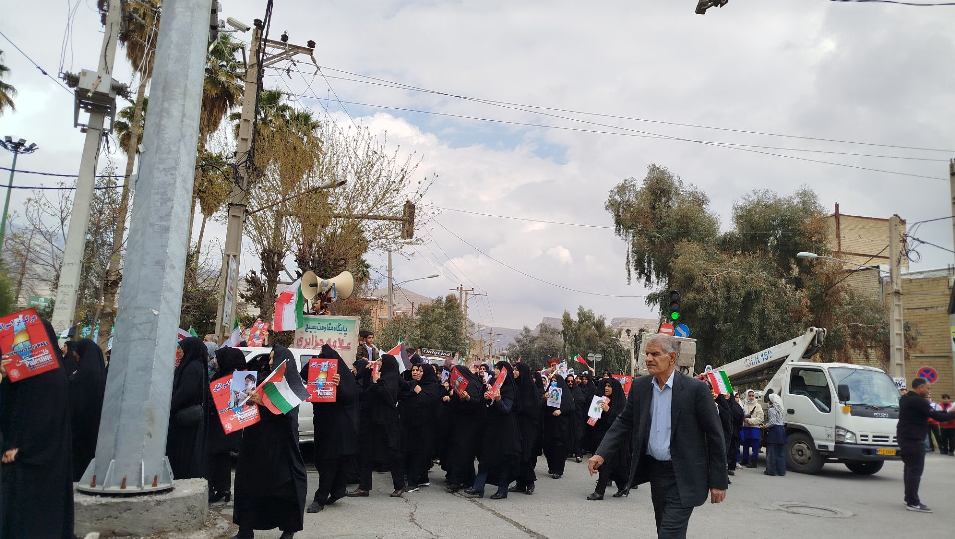 حضور پر شور عشایر در راهپیمایی  روز قدس
