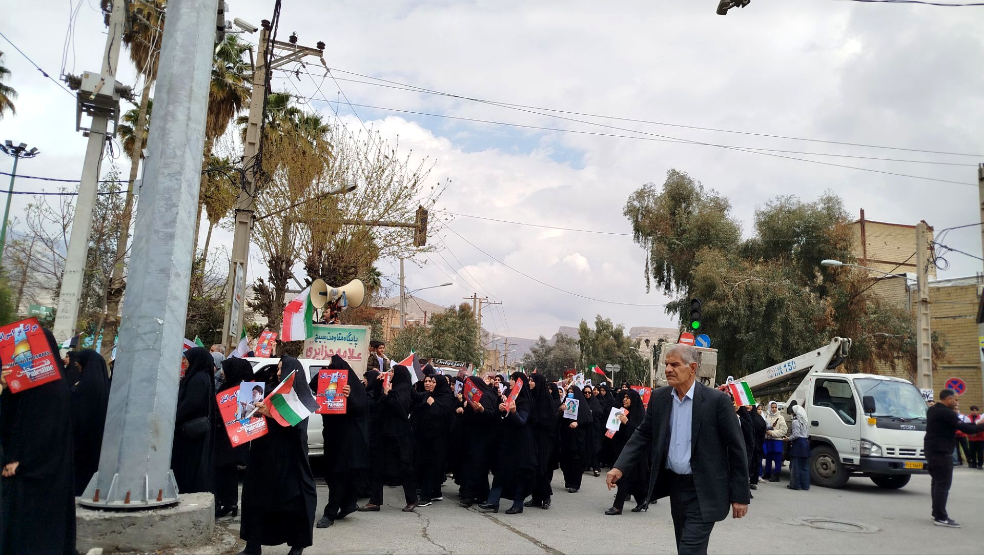 حضور پر شور عشایر در راهپیمایی  روز قدس