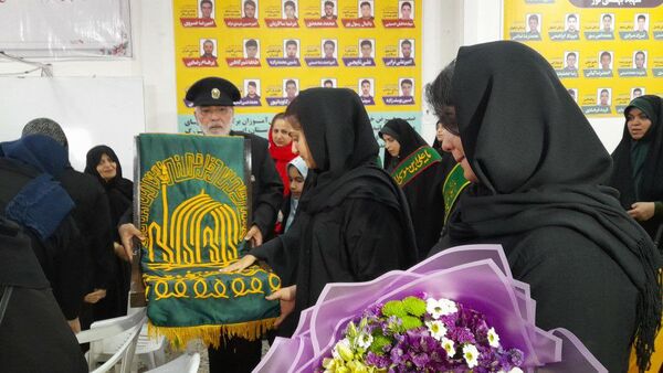 استقبال از کاروان زیر سایه خورشید در دبستان امام رضا(ع) نور