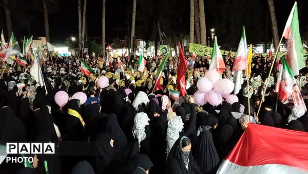 همایش باشکوه دختران جان فدای ایران در خلیل آباد