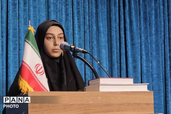 دیدار راهبردی نماینده ولی‌فقیه با مدیران مرکز بزرگ اسلامی غرب کشور
