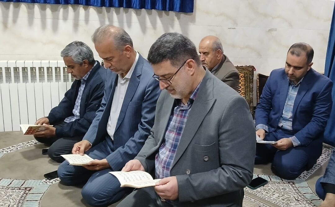 یادواره شهدای فرهنگی در اداره آموزش و پرورش محمودآباد