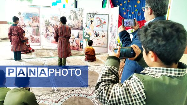 نواخته شدن زنگ هفته‌ کتاب و کتابخوانی در دبستان ابوعلی‌سینا شهرستان فیروزکوه 