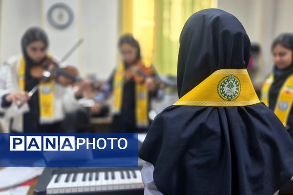 هفته فرهنگی و هنری «ماها» در دبیرستان فرزانگان۱