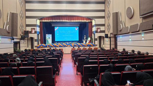  جلسه توانمندسازی مدیران مدارس ابتدایی در منطقه ۱۴