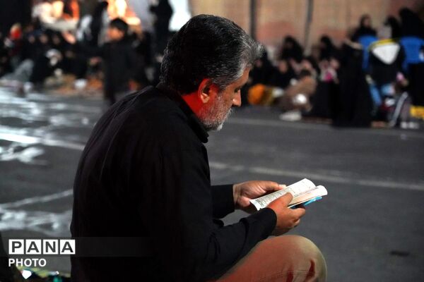 احیای شب بیست و یکم ماه مبارک رمضان در بم