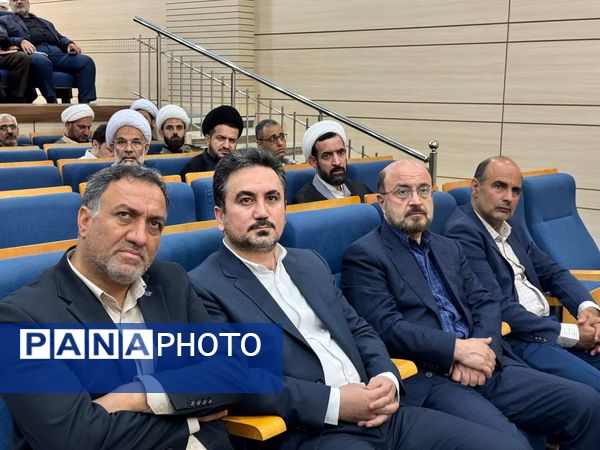 گردهمایی دبیران ستاد اقامه نماز و ائمه جماعت فرودگاه‌های کشور در مشهد