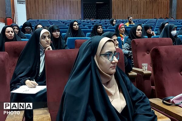 دومین کارگاه توانمندسازی مربیان سازمان دانش‌آموزی کهریزک 