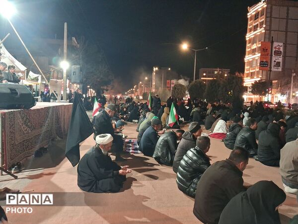 مراسم احیا در اولین شب قدر و هشتمین شب مراسم شهادت ایت الله خامنه ای 
