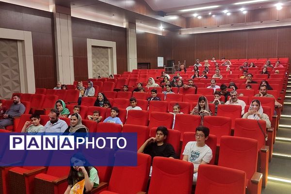 اختتامیه طرح شمیم و تجلیل ازدانش آموزان فعال این طرح