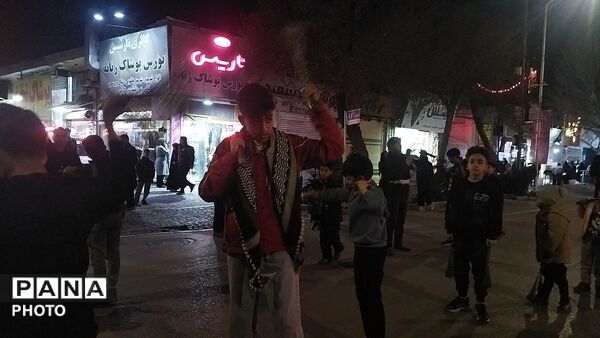 عزاداری شب نوزدهم در خیابان های نیشابور 