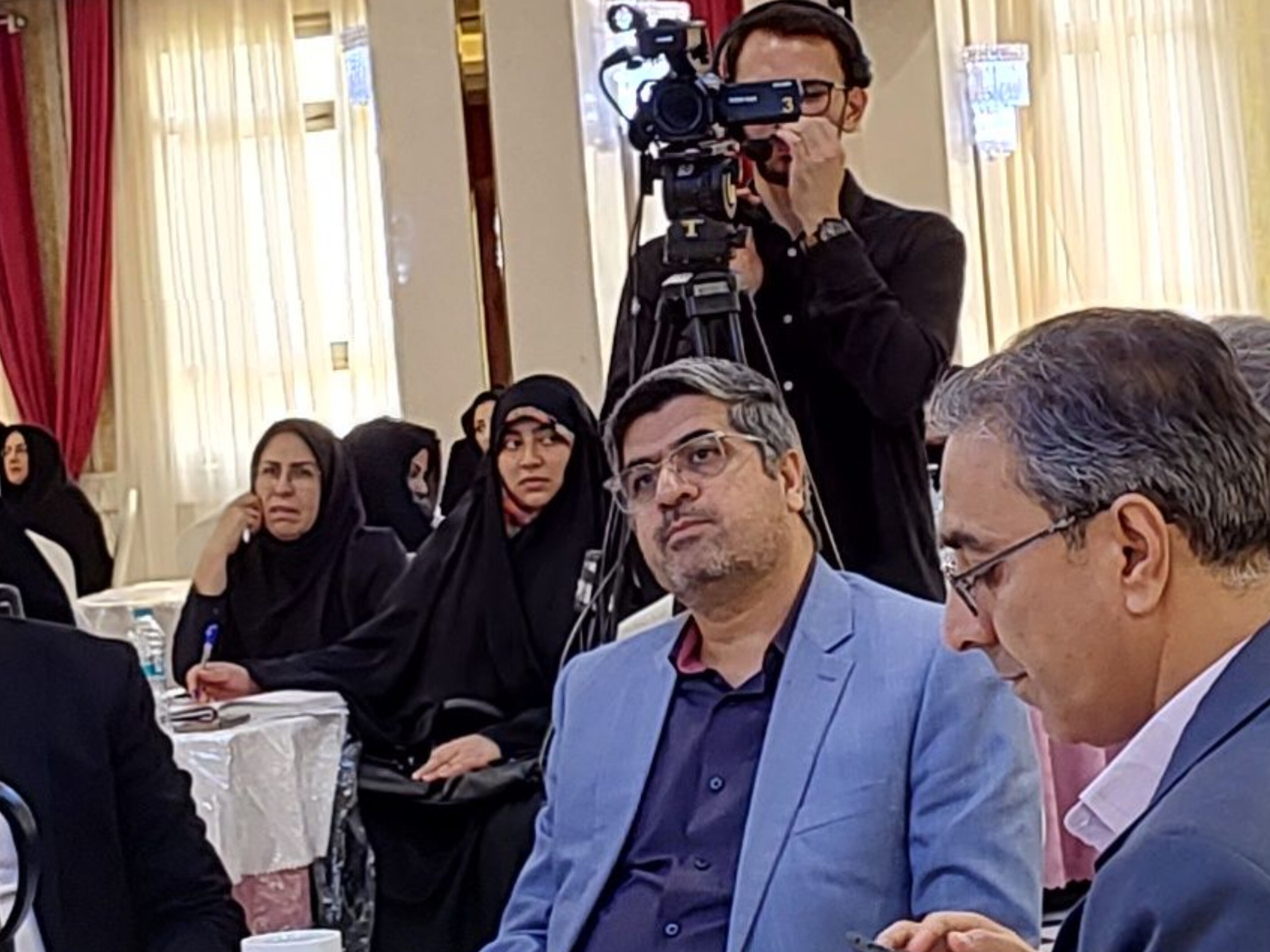 کارگاه «راهبر نسل جدید» با هدف شناخت بهتر نسل جدید در مشهد برگزار شد