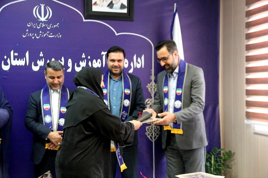 دیدار مدیرکل آموزش و پرورش خراسان شمالی با همکاران سازمان دانش‌آموزی استان و روسای سازمان دانش‌آموزی شهرستان ها