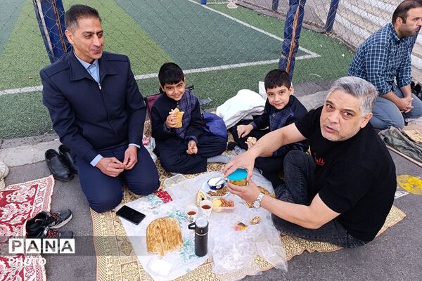 مسابقات ورزشی پدر پسری در دبستان امام علی (ع) شهرری
