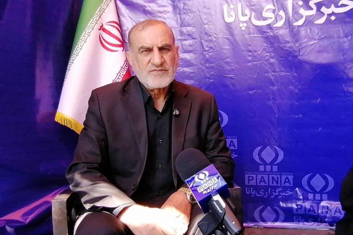 دانش‌آموزان آینده‌سازان ایران و ادامه‌دهندگان راه شهدا هستند