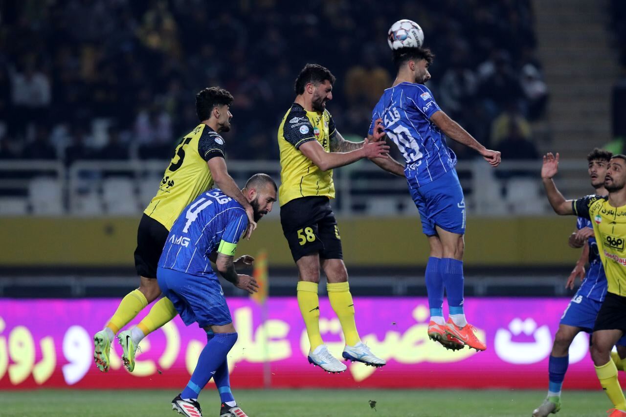 رای کمیته انضباطی درباره حواشی بازی نقش جهان؛ استقلال ۴۰۰ میلیون جریمه شد، سپاهان ۵ میلیون