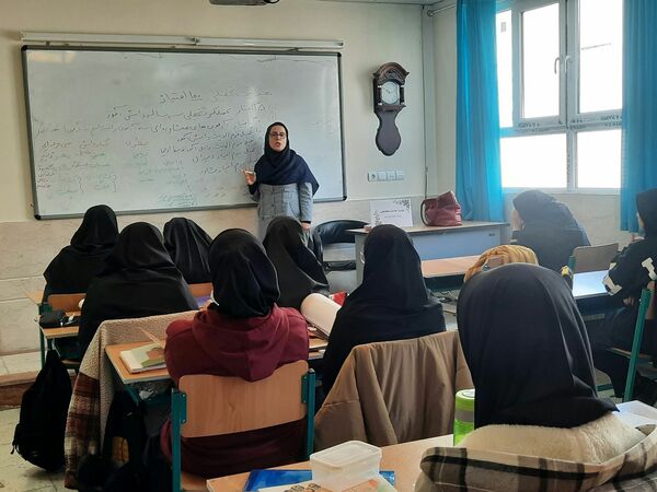 برگزاری جلسه هدایت تحصیلی برای دانش‌آموزان دبیرستان فرزانگان استعداد درخشان ملارد