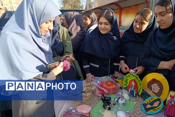 دستان کوچک، ایده‌های بزرگ: بازارچه خلاقیت دانش‌آموزان عترت در جشنواره خوارزمی