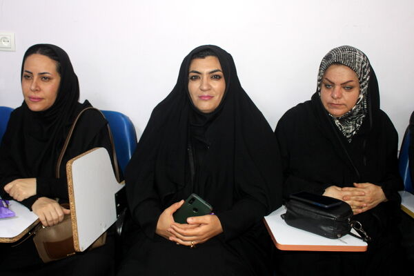  همایش تجلیل از دانش‌آموزان برگزیده مسابقات نانو فناوری، آزمایشگاه و ادبیات استان بوشهر