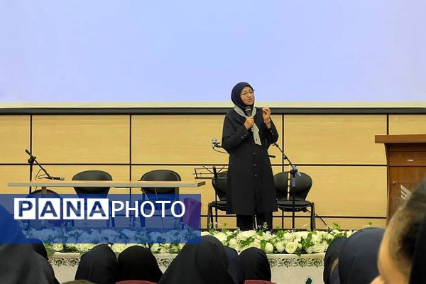 آیین باشکوه بازگشایی مدارس در سال تحصیلی ۱۴۰۵-۱۴۰۴ منطقه پردیس 