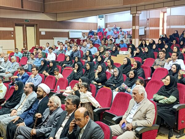 مراسم تجلیل از معلمان شهرستان فراشبند
