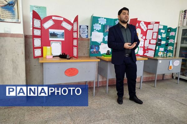 نمایشگاه طرح جابرابن حیان دربهارستان ۲