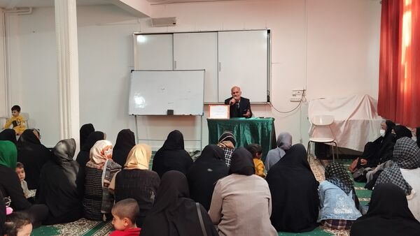 جلسه آموزش خانواده در مدرسه مهندس رحمانی فرد ناحیه ۱ مشهد مقدس