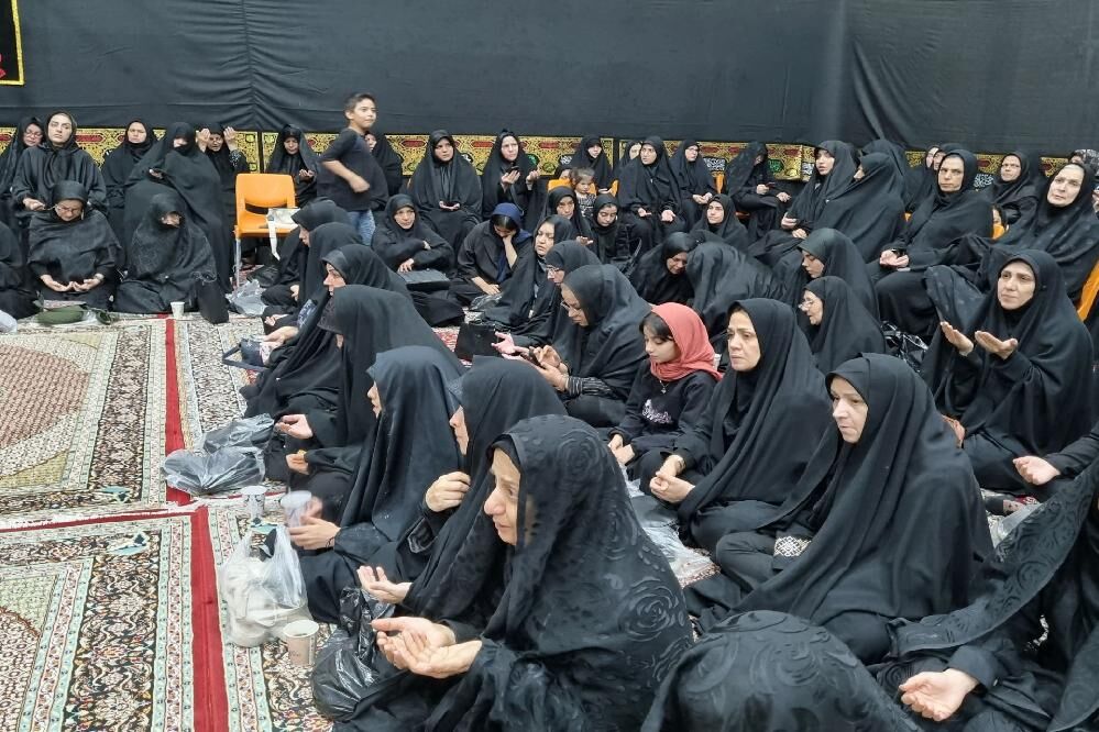 فرهنگیان آموزش و پرورش ناحیه سه در سوگ امام هشتم