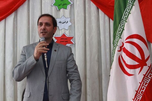 برگزاری یادواره شهدا در مدرسه بنت‌الهدی بهارستان ۲