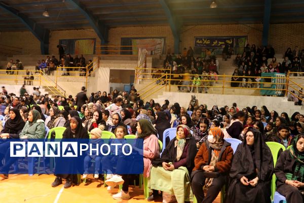 برگزاری جشن بزرگ انقلاب و نیمه شعبان در سالن خلیج فارس آشخانه 
