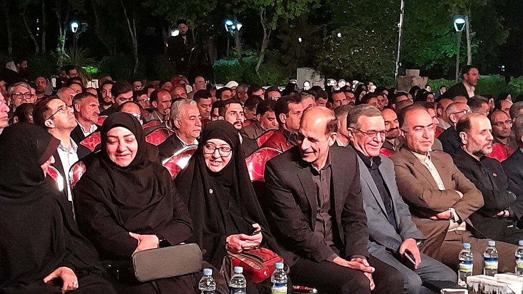 تغییر در شیوه تکریم از معلمان در اصفهان