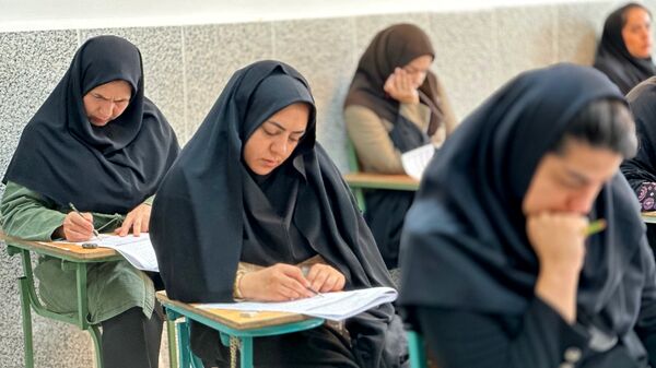 برگزاری آزمون جذب مدرسان آموزش خانواده استان مرکزی