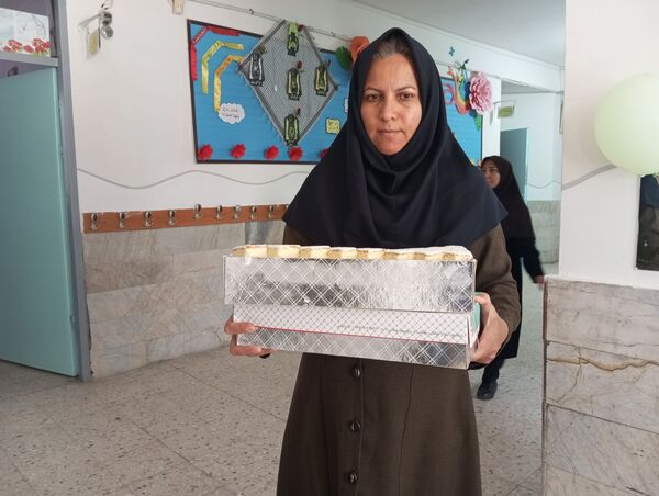 جشن شکوفه‌های دبستان ناهیدنخودی نیشابور
