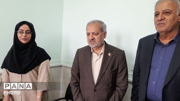 افتتاح کانون شهید سلیمانی و کلنگ‌زنی نمازخانه مدرسه معلم در اسدآباد