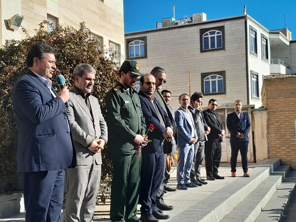 نغمه‌ای از دل تاریخ در آسمان امید