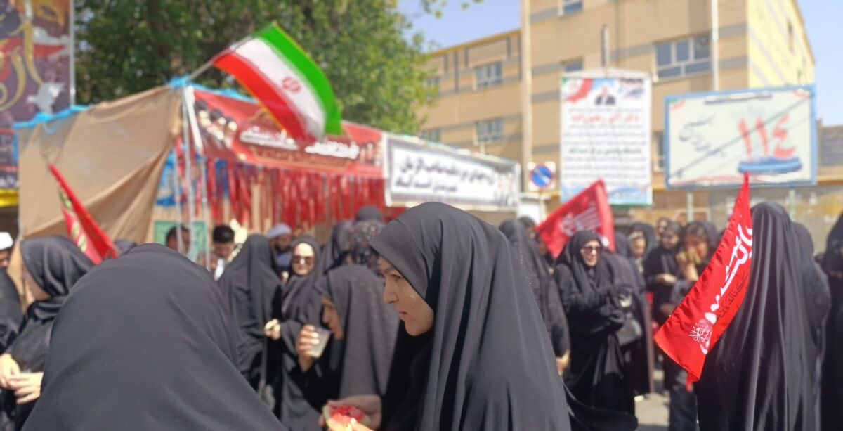 جاماندگان اربعین در اسدآباد، هم‌قدم با زائران کربلا