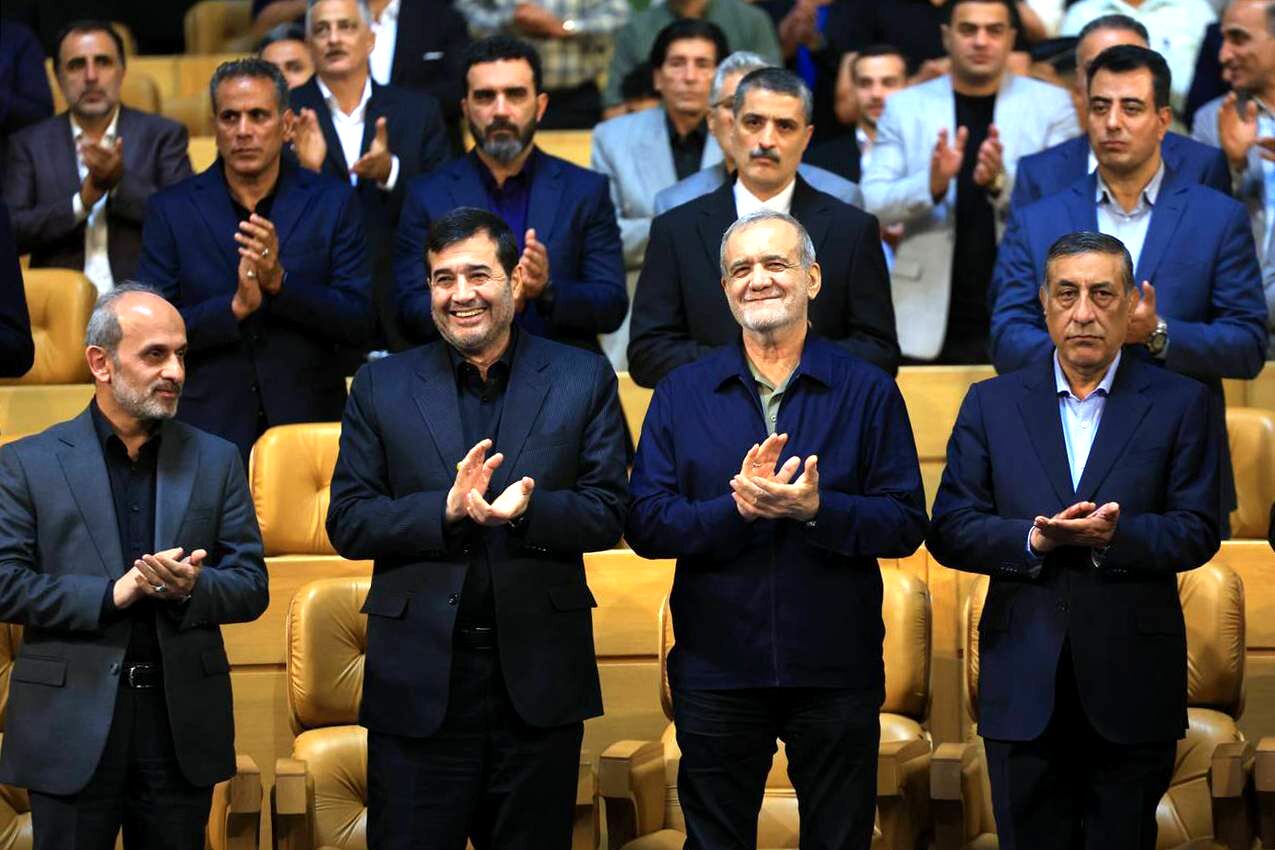 برگزاری اختتامیه قهرمان ایران/ آقا و بانوی ورزش ایران انتخاب شدند